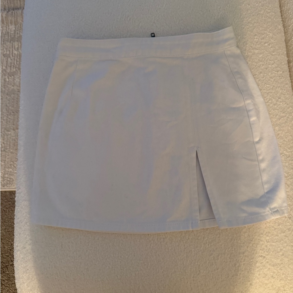Lioness White Skirt
